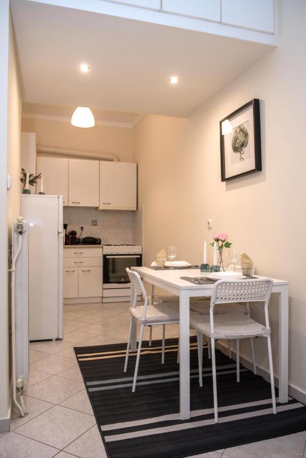 All New 55M Apartment In Athens 150Meters From Subway Exterior photo